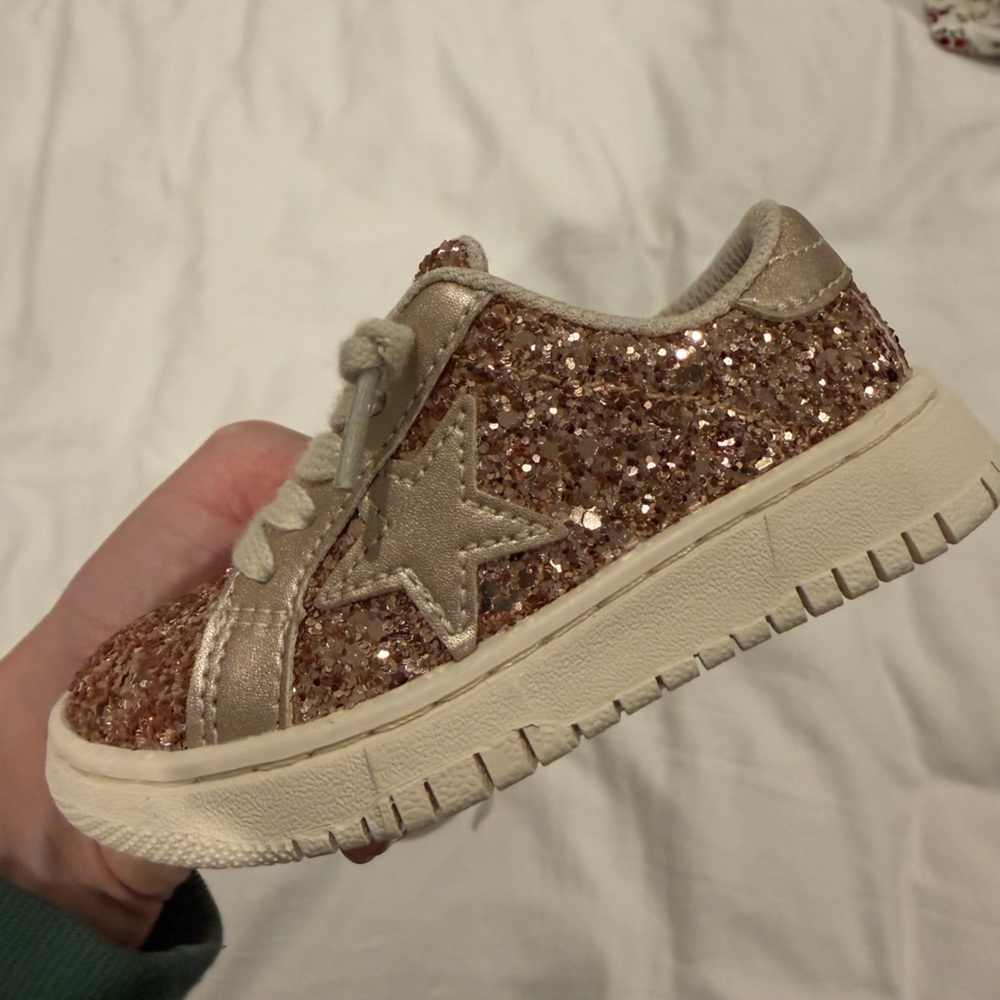 L’Amour Sparkly Pink Kids Shoes